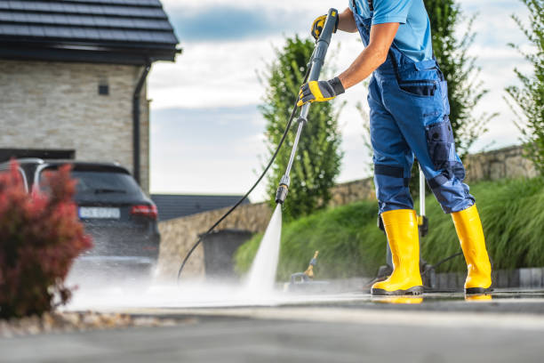 Best Pool Deck Cleaning  in Sidney, MT